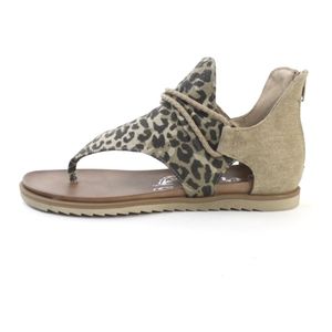 Very G Womens Size 10 Sandals Leopard Zipper Thong Brown Animal Print